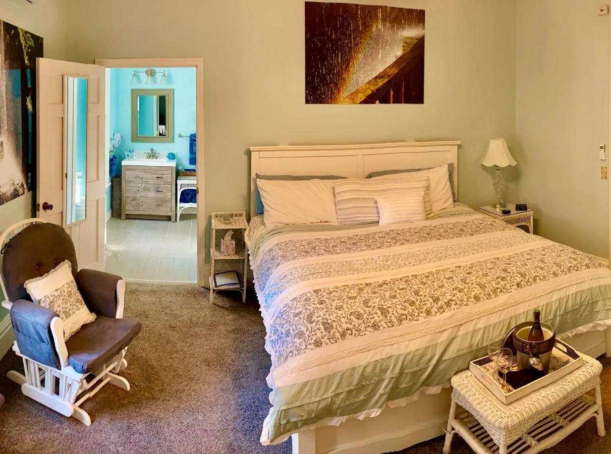 Tillinghast Manor Bed & Brunch Ovid エクステリア 写真
